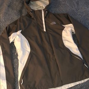 Women’s north face winter jacket